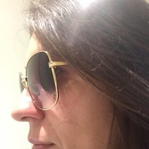 Meet your Posher, Marcia adriana